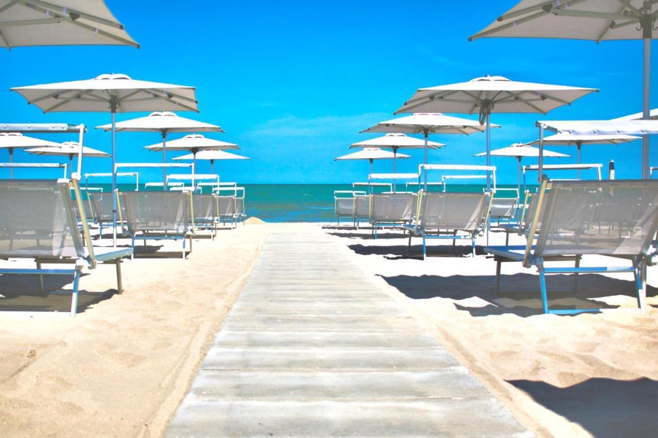 Perla Verde Hotel Milano Marittima Eksteriør billede