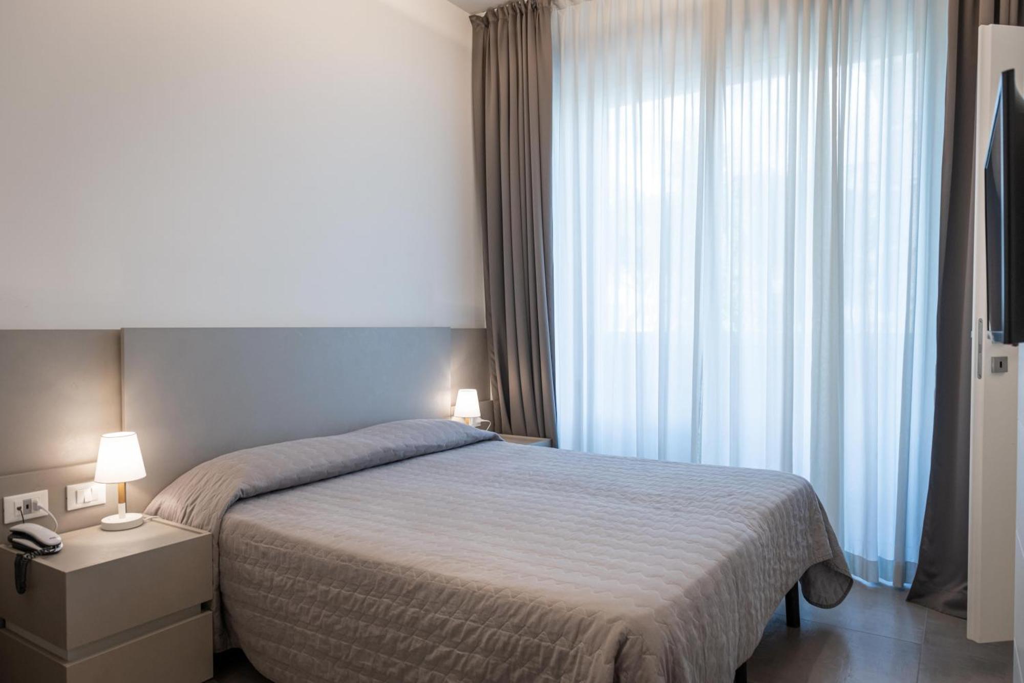 Perla Verde Hotel Milano Marittima Eksteriør billede