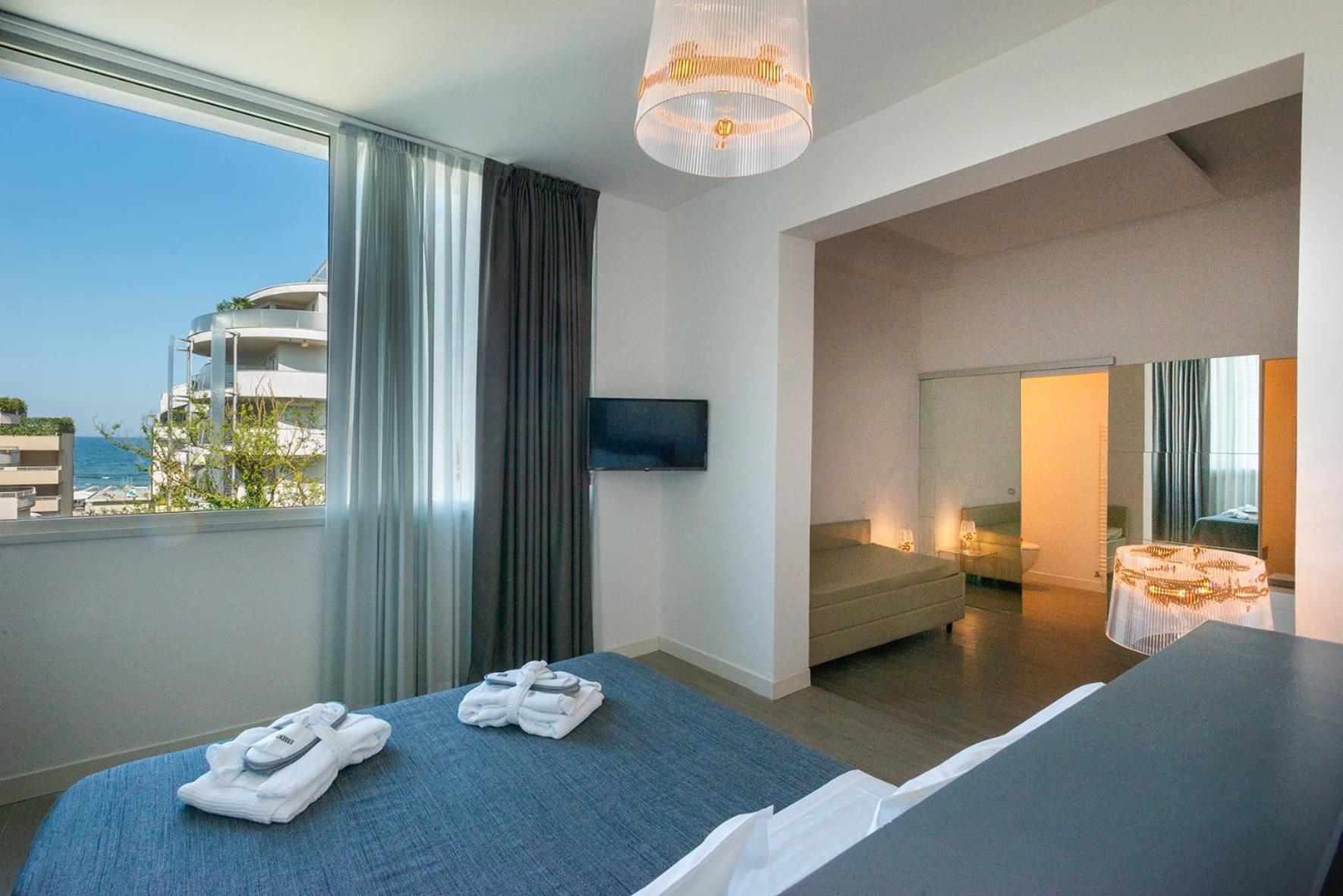 Perla Verde Hotel Milano Marittima Eksteriør billede