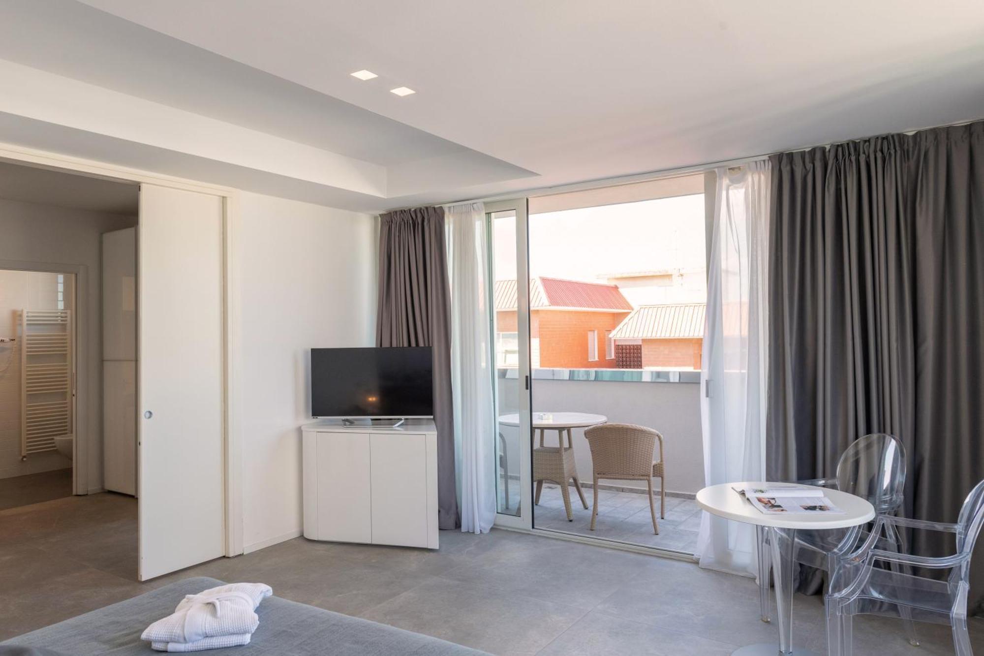 Perla Verde Hotel Milano Marittima Eksteriør billede