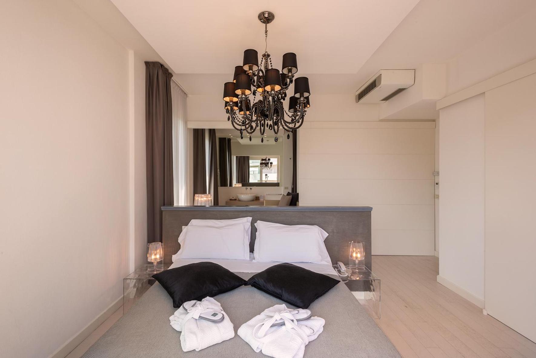 Perla Verde Hotel Milano Marittima Eksteriør billede