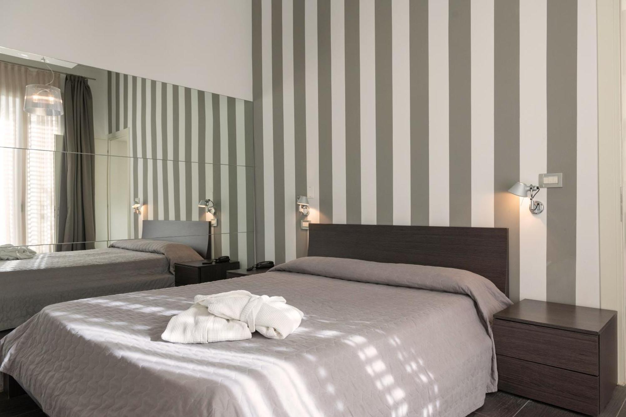 Perla Verde Hotel Milano Marittima Eksteriør billede