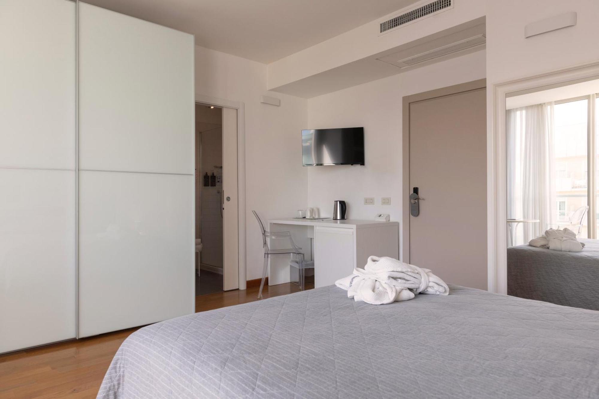 Perla Verde Hotel Milano Marittima Eksteriør billede